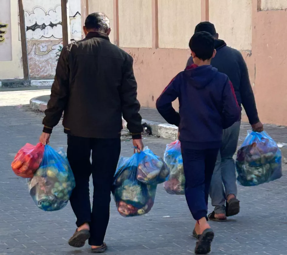 Food distribution in Gaza