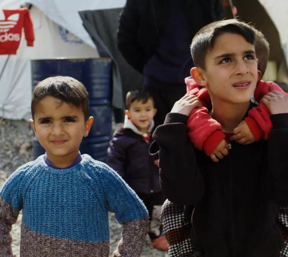Jongens in vluchtelingkamp in Irak