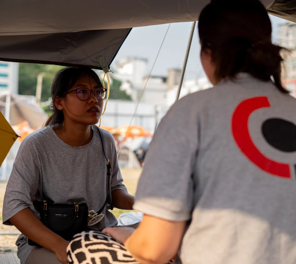 Yasmijn in gesprek met Eaint Thu Soe 