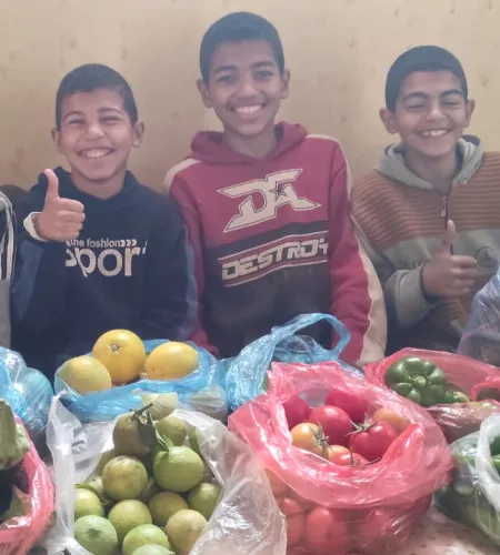 Children in Gaza receive food