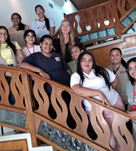 Female staff Colombia
