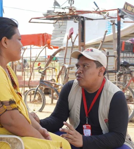 ZOA colleague with IDP