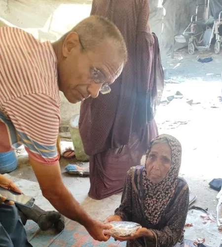 Food distribution in Gaza