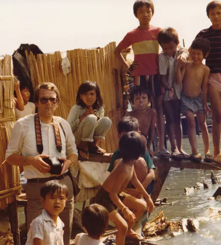 Henk van der Velde with refugees